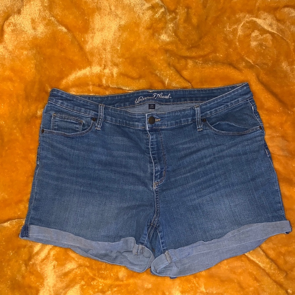 🏝 Plus size denim shorts